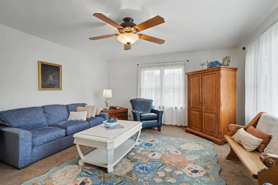 1725 Bristol Drive, Dubuque, IA 52002 - #3