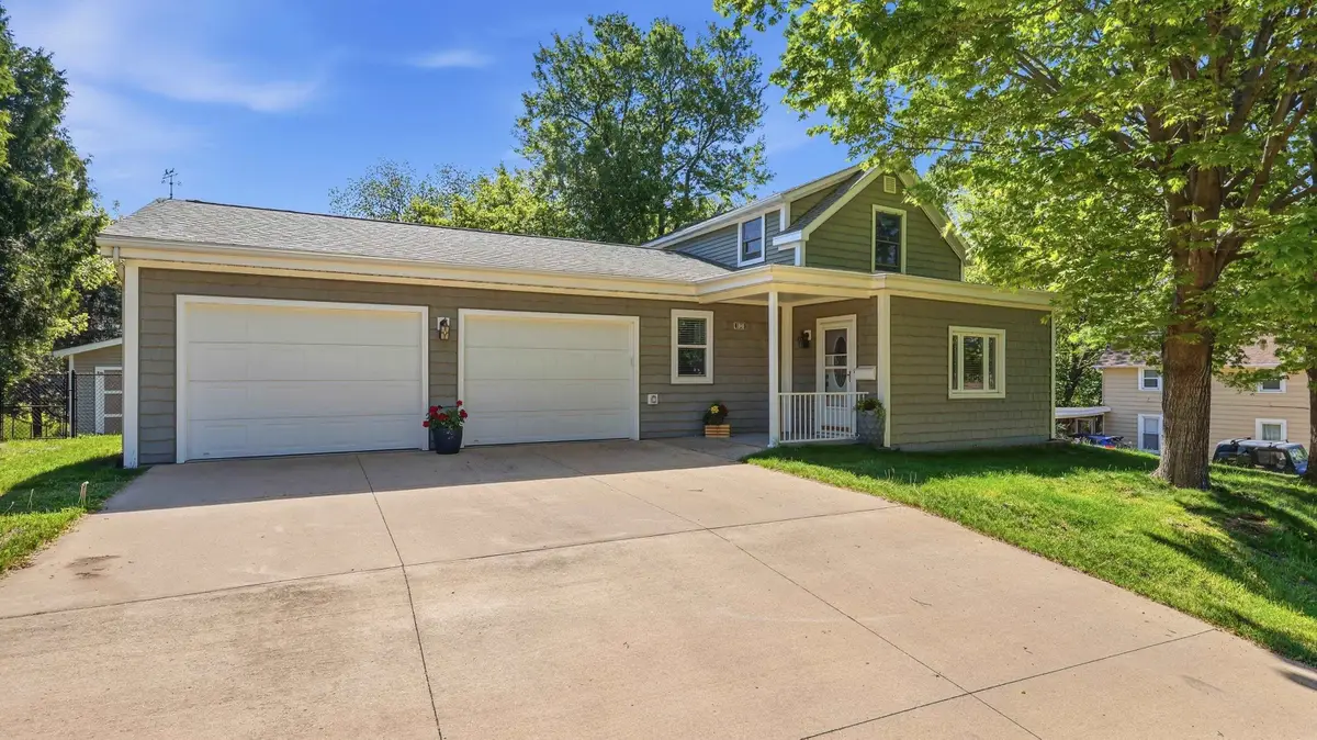 1040 Southern Avenue, Dubuque, IA 52003 - #1