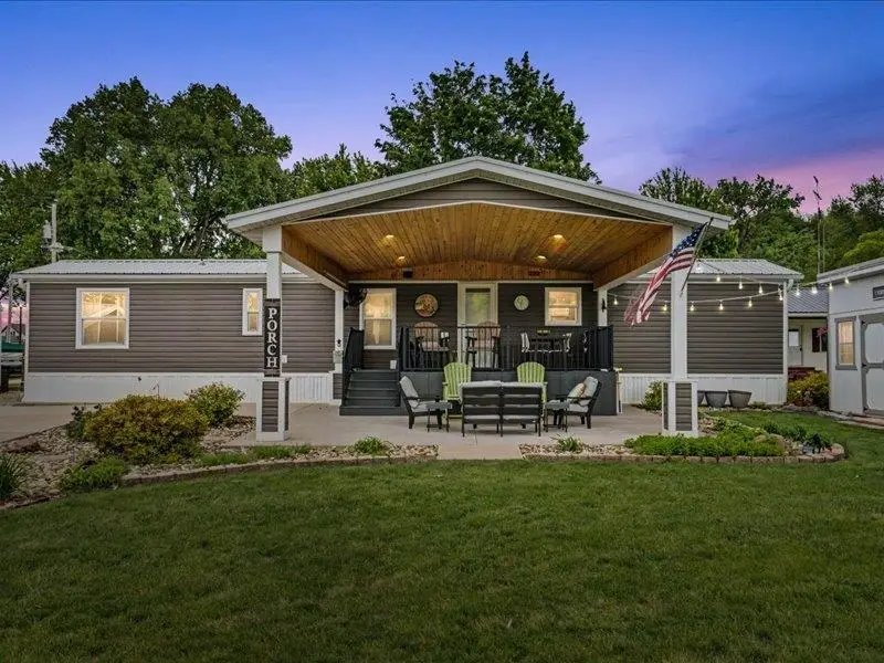 26116 209th Avenue, Delhi, IA 52223 - #2