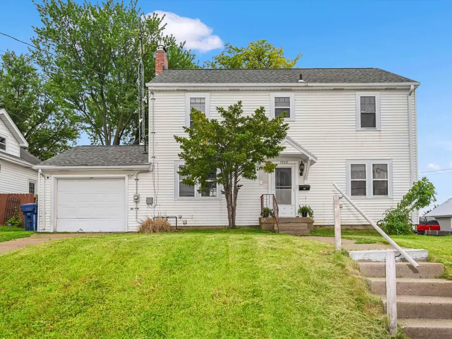 1909 Asbury Road, Dubuque, IA 52001 - #3