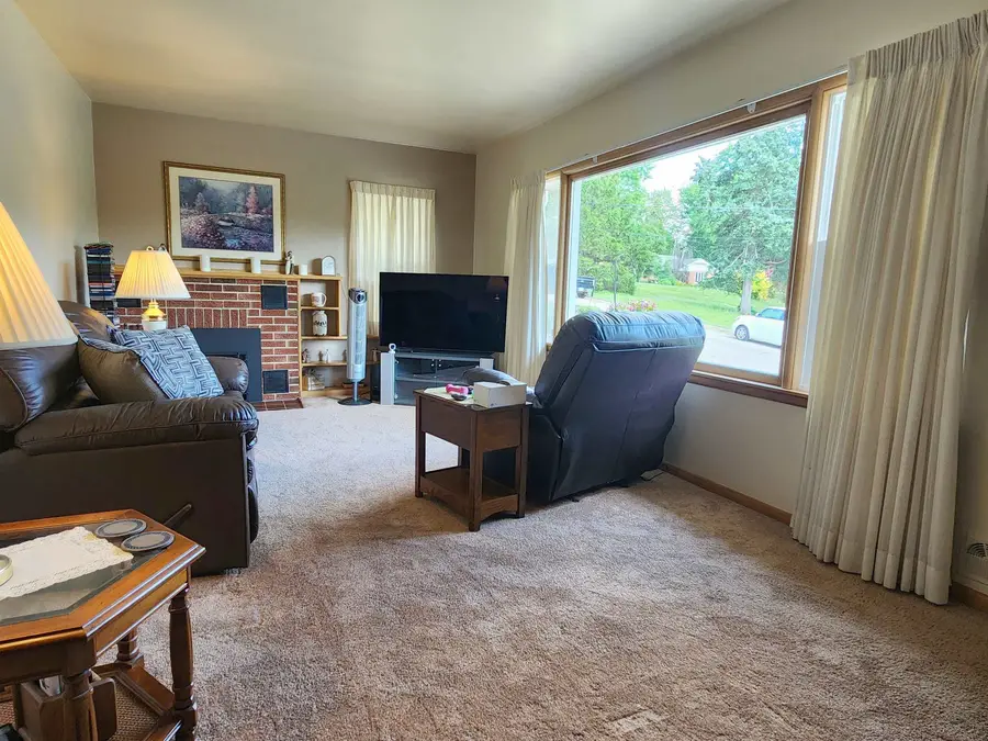 1705 Diane Court, Dubuque, IA 52003 - #3
