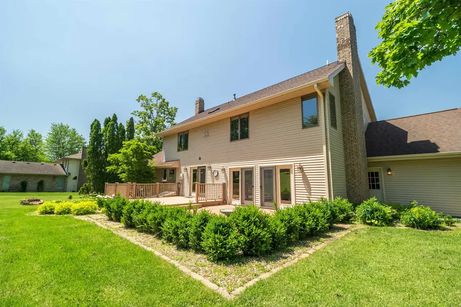 3663 Seville Drive, Dubuque, IA 52002 - #3