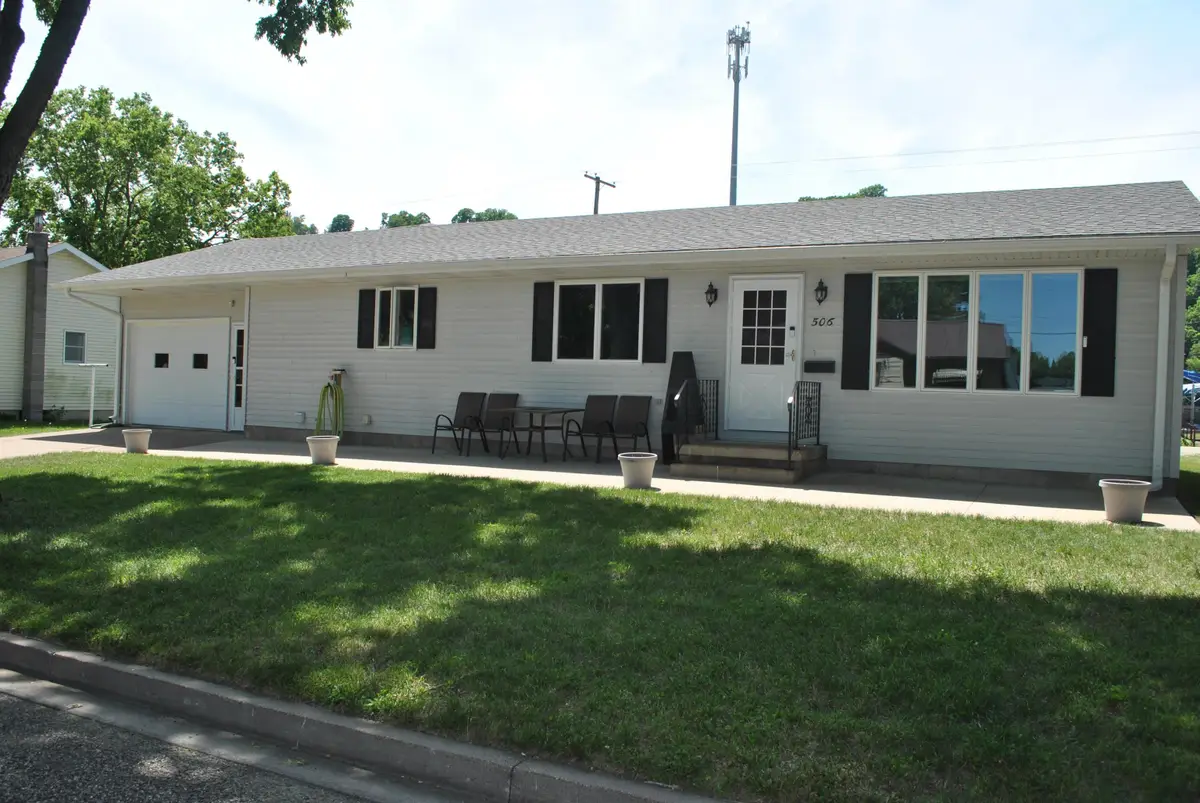 506 N Second Street, Guttenberg, IA 52052 - #1