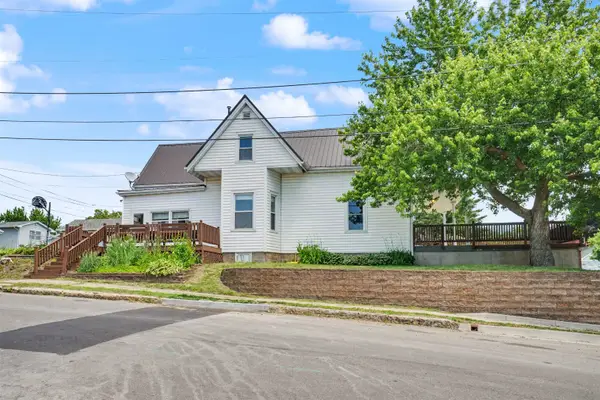805 Lawther Street, Dubuque, IA 52001-0000