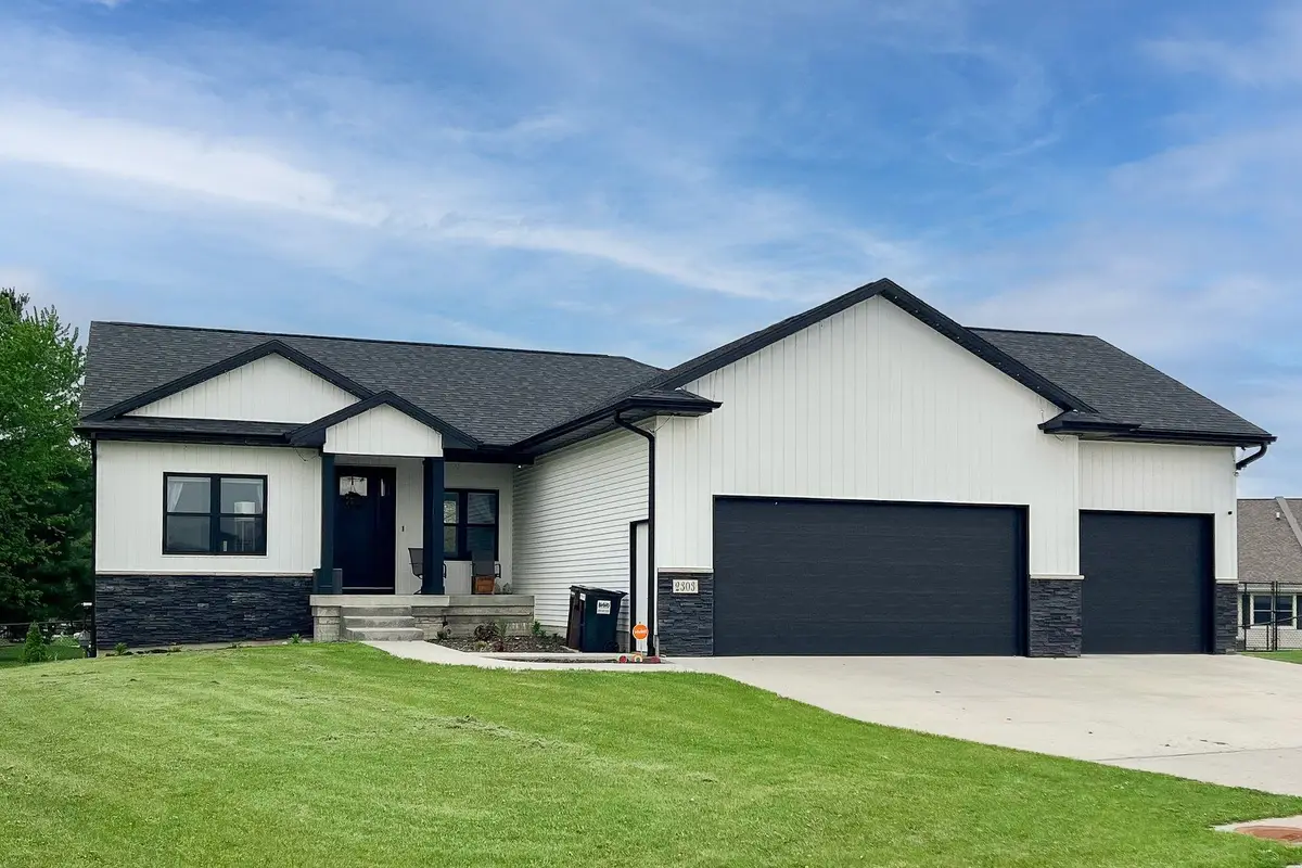 2303 Prairie Lane, Gilbertville, IA 50634 - #1