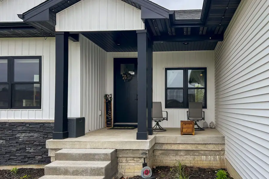 2303 Prairie Lane, Gilbertville, IA 50634 - #2