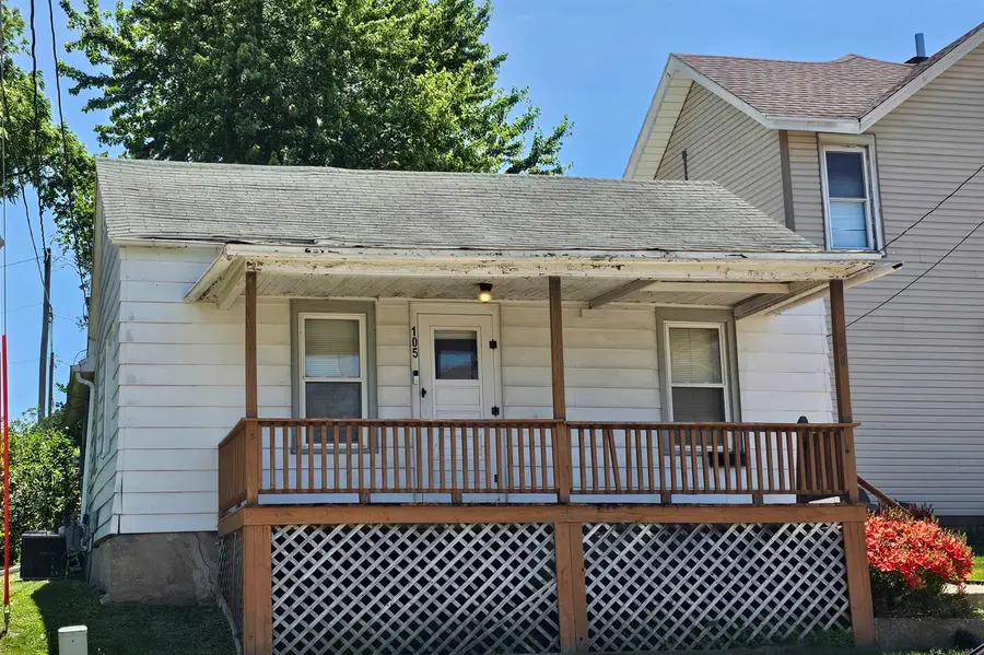 105 E Maple Street, Maquoketa, IA 52060 - #2