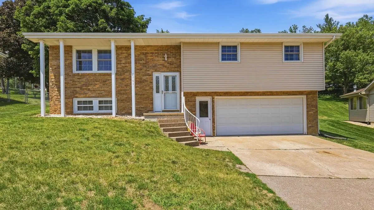 2761 Balboa Drive, Dubuque, IA 52001 - #1