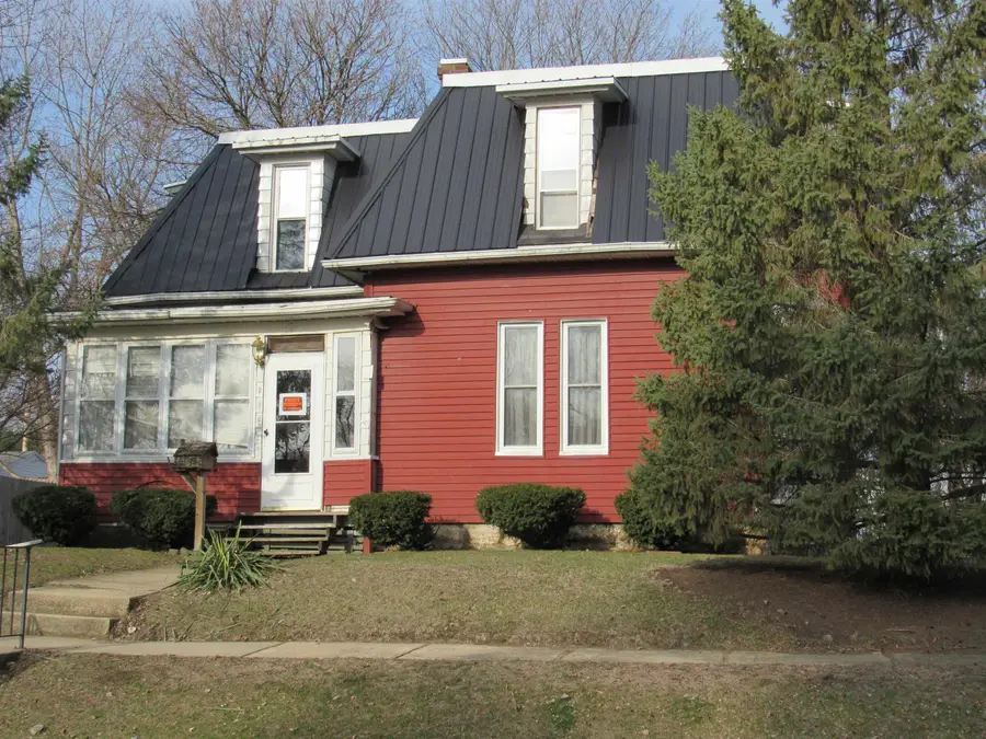 214 N Matteson Street, Maquoketa, IA 52060 - #2