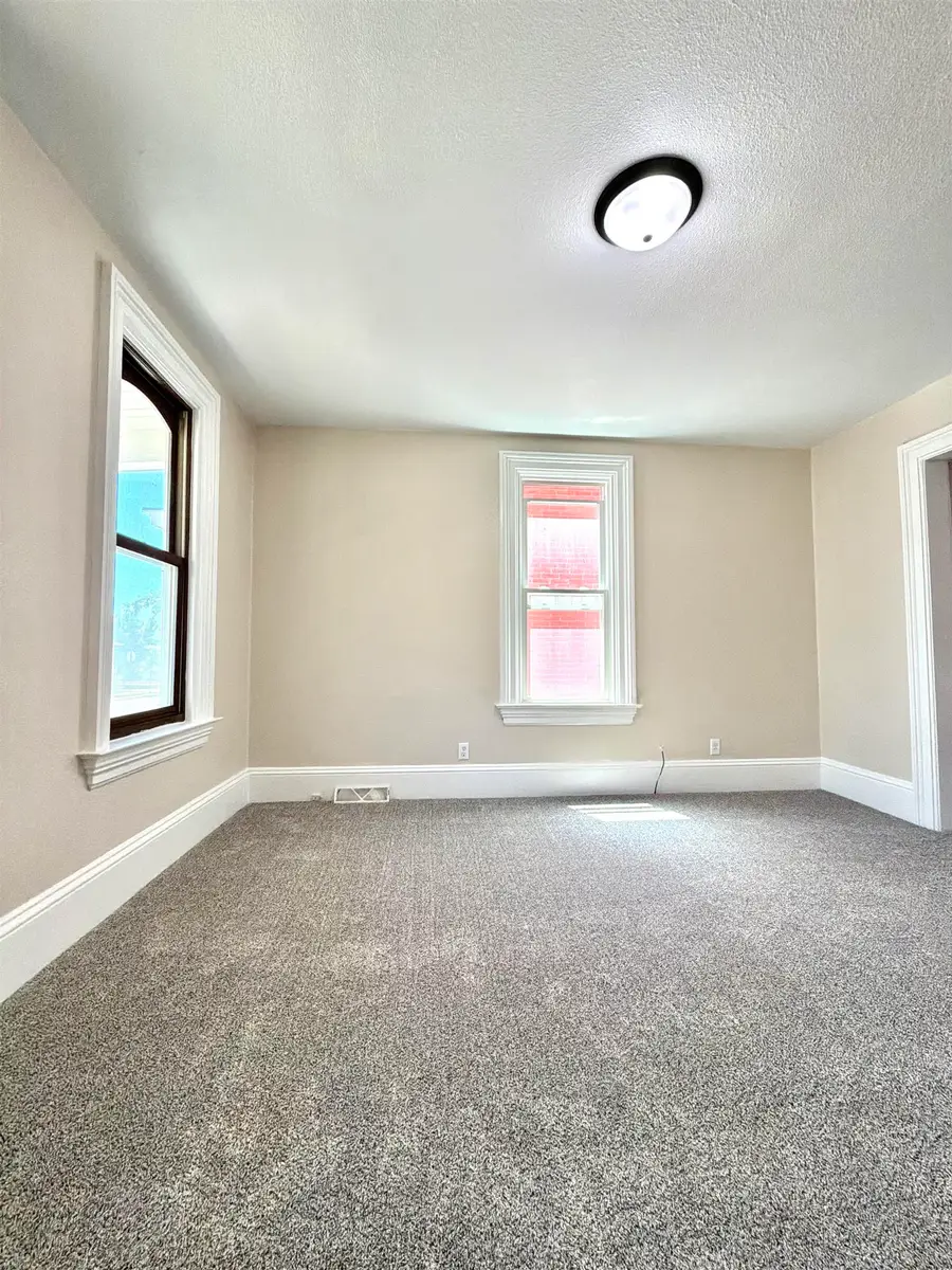 521 Rhomberg Avenue, Dubuque, IA 52001 - #3