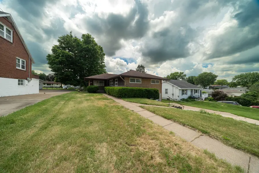 3112 Kaufmann Avenue, Dubuque, IA 52001 - #2