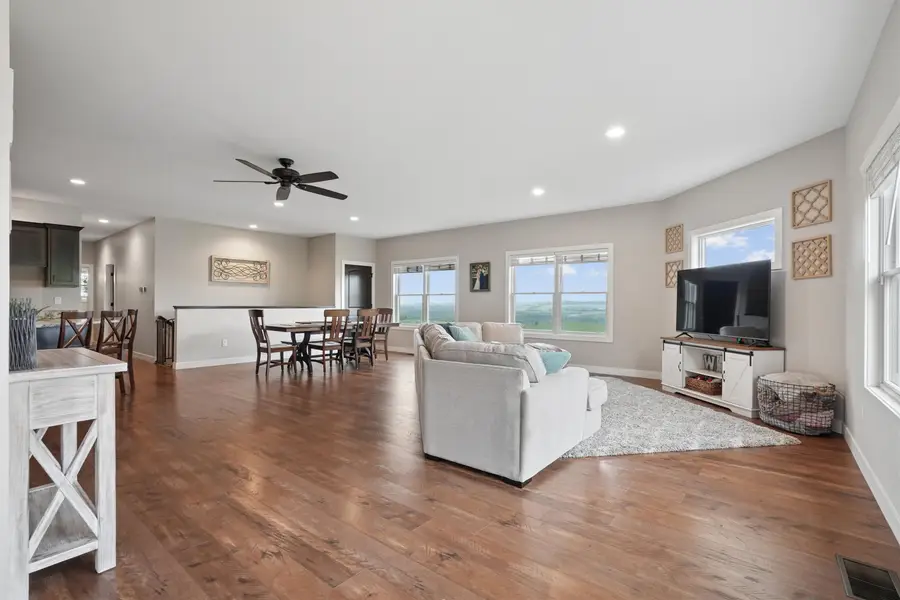20247 Wilgenbusch Dr, Rickardsville, IA 52039 - #3