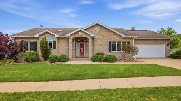856 Elaine Court, Dubuque, IA 52003