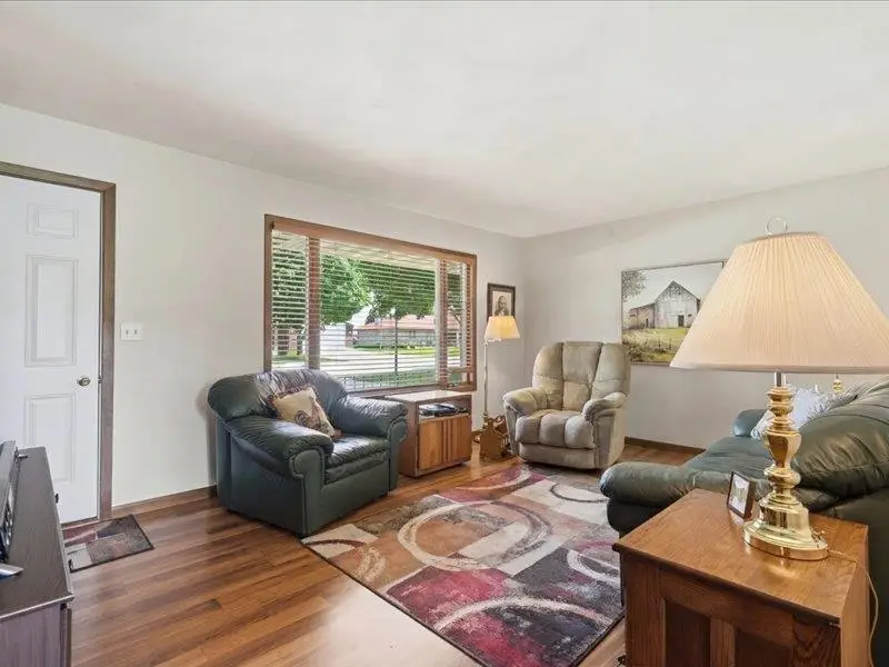 1203 SE 8th Avenue, Dyersville, IA 52040 - #3
