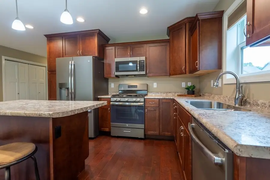 1841 Keymont Court, Dubuque, IA 52002 - #3