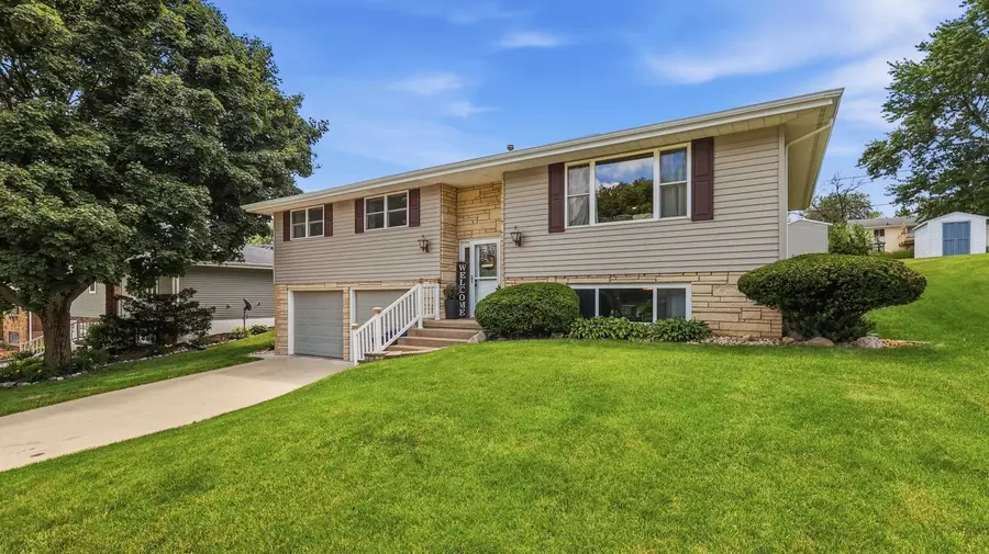 2786 Balboa Drive, Dubuque, IA 52001 - #2