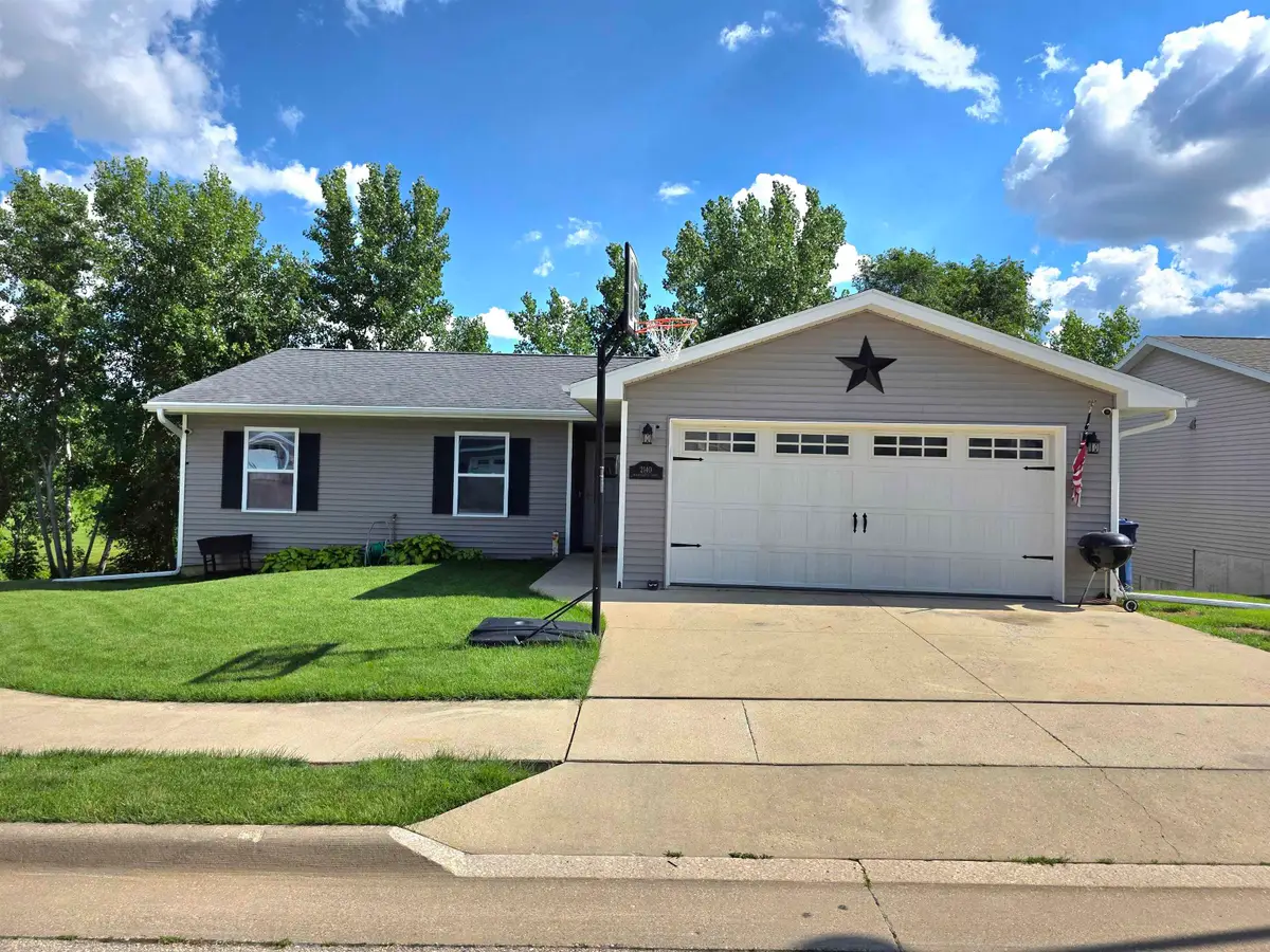 2140 Bald Eagle Court, Dubuque, IA 52001 - #1