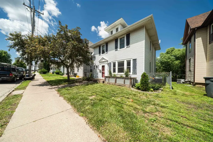 1935 University Avenue, Dubuque, IA 52001 - #2