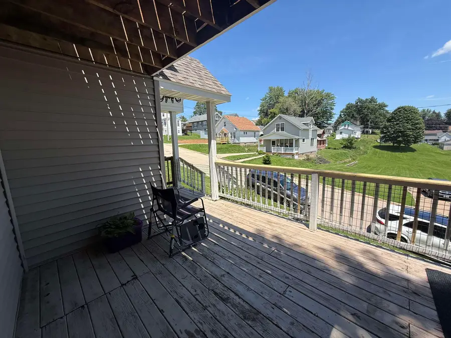 277 Quince Street, Dubuque, IA 52001 - #2