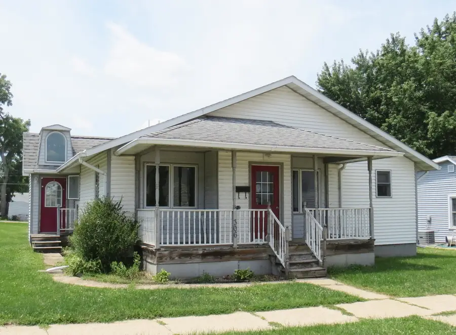 306 N Eliza Street, Maquoketa, IA 52060 - #2