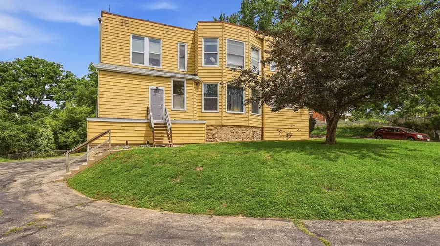 1941 Madison Street, Dubuque, IA 52001 - #2
