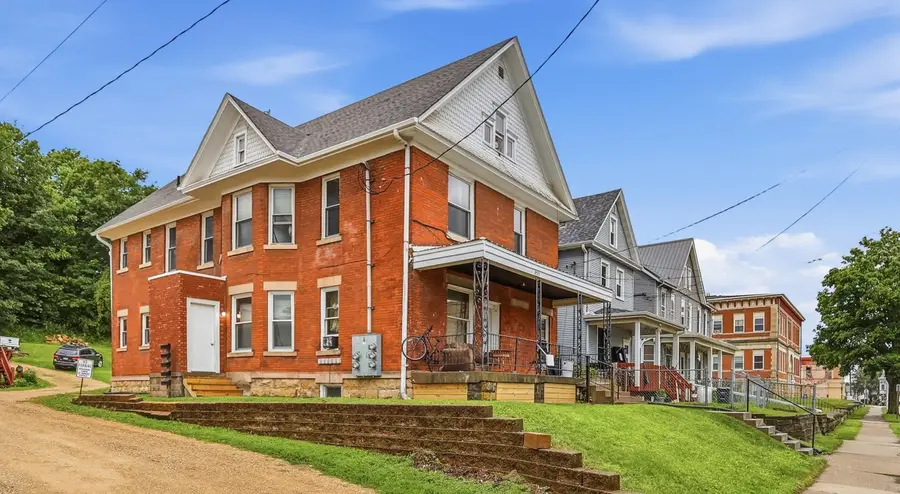 2515 Central Avenue, Dubuque, IA 52001 - #3