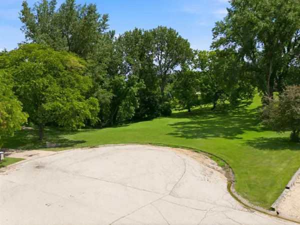 Lot 1 Timber View Court #LOT 1 RIVER VISTA HEIGHT, Dubuque, IA 52001