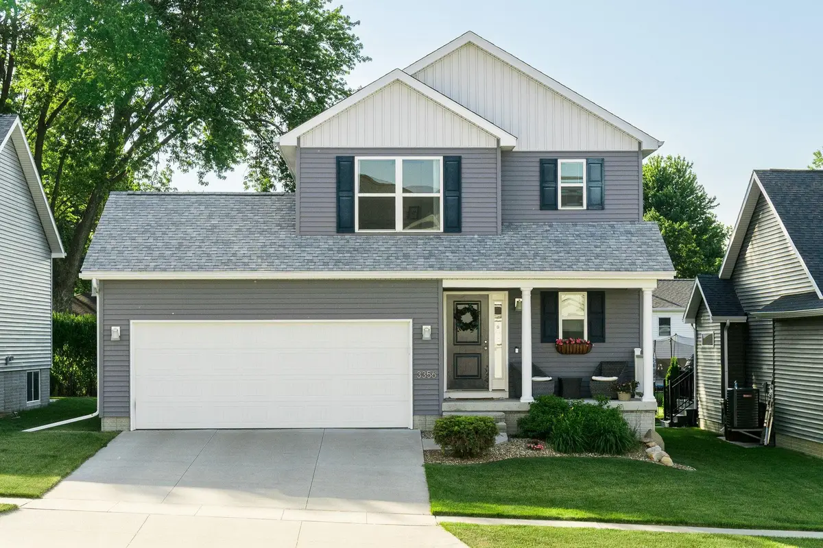 3356 Lincolnshire Road, Waterloo, IA 50701 - #1