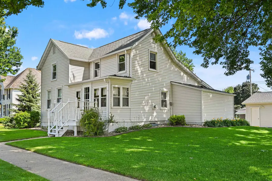308 W 1st Avenue, Farley, IA 52046 - #3