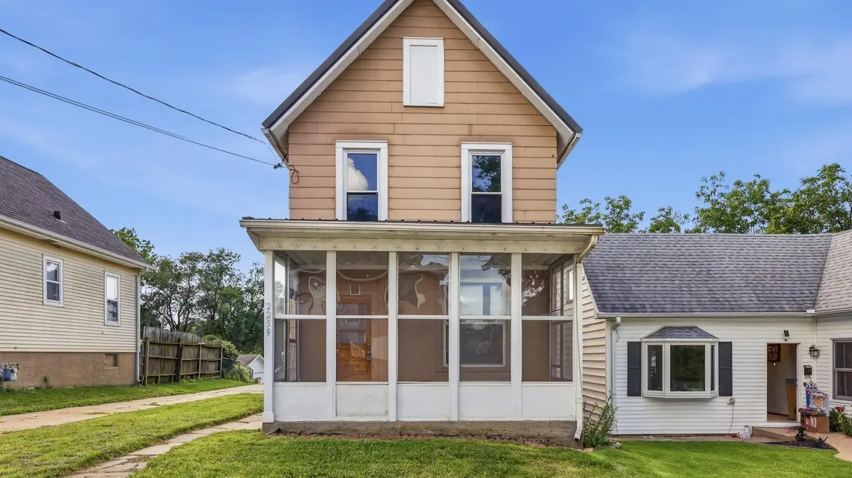 2259 Schroeder Street, Dubuque, IA 52001 - #1