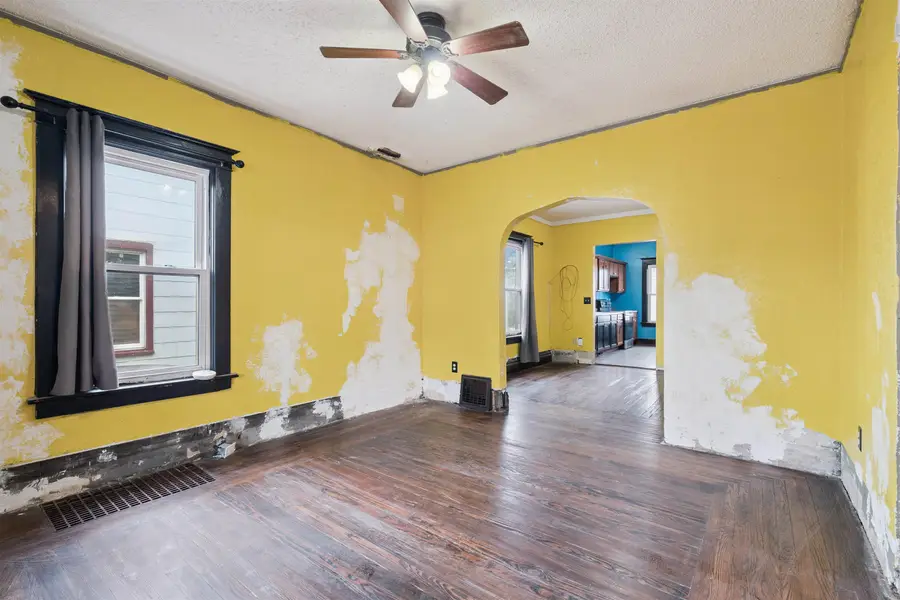 2268 Washington Street, Dubuque, IA 52001 - #2