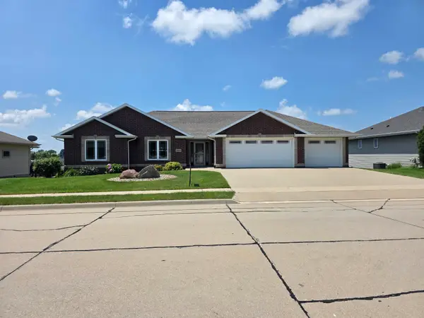 2271 Indy Drive, Asbury, IA 52002