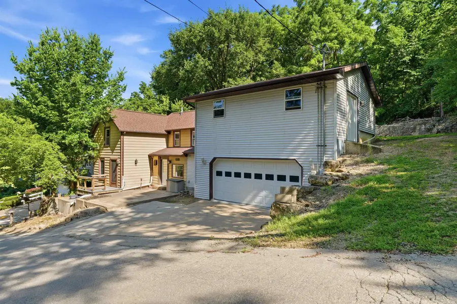 2035 Jansen Street, Dubuque, IA 52001 - #2