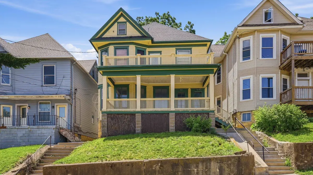 703 Caledonia Place, Dubuque, IA 52001 - #1