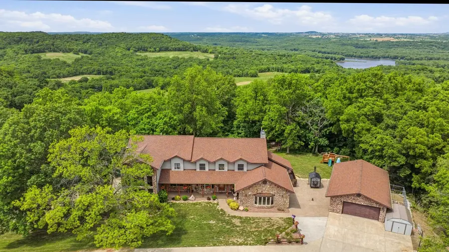 1763 St. Catherine Road, Bellevue, IA 52031 - #2