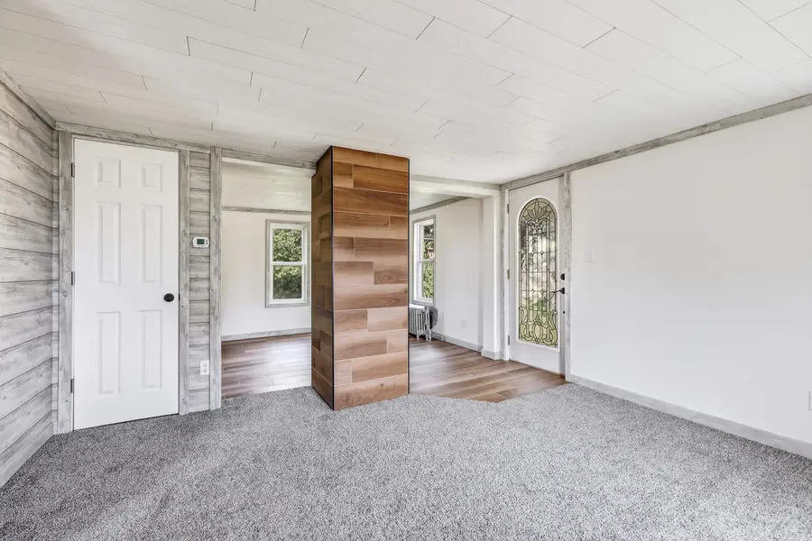 1020 Cleveland Avenue, Dubuque, IA 52001 - #2