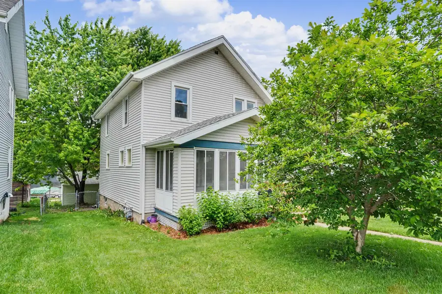 275 Nevada Street, Dubuque, IA 52001 - #2