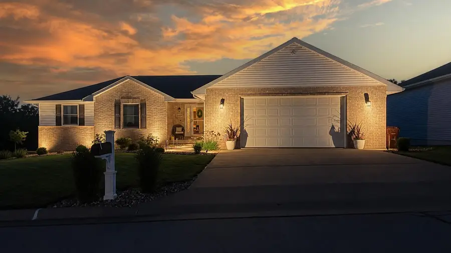 2357 Antler Ridge Drive, Dubuque, IA 52002 - #2