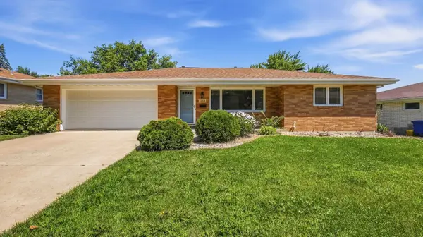 3409 Daniels Street, Dubuque, IA 52002