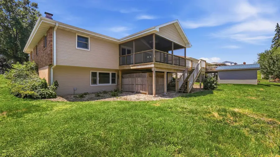 3409 Daniels Street, Dubuque, IA 52002 - #2