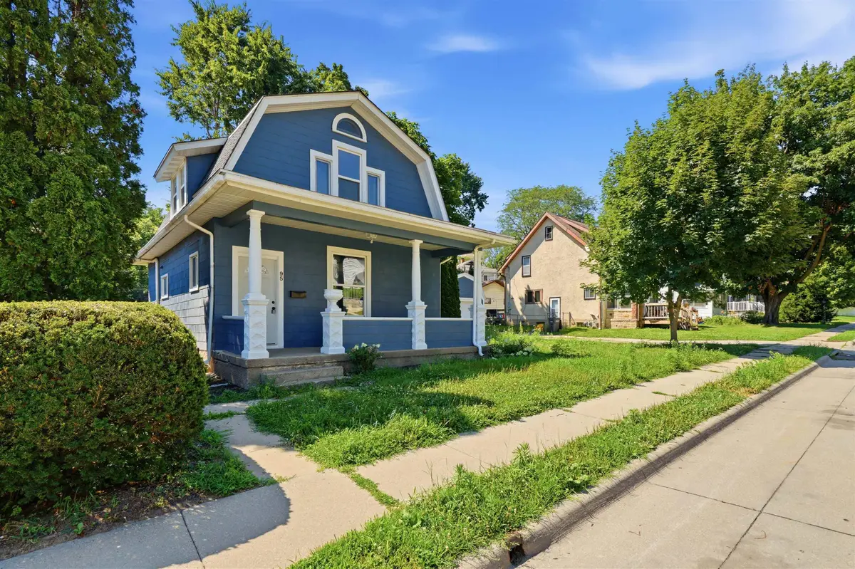 95 N Booth Street, Dubuque, IA 52001 - #1
