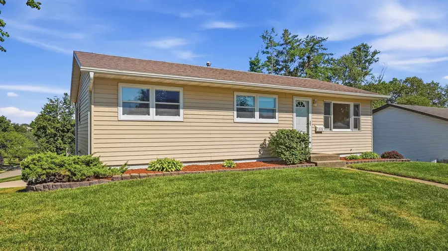 2172 Saint John Drive, Dubuque, IA 52002 - #2