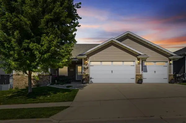 6543 N Cavendish Lane, Dubuque, IA 52003