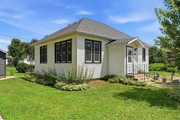 306 Franklin Street, Elgin, IA 52141