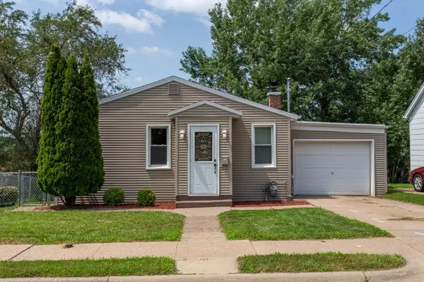 2665 University Avenue, Dubuque, IA 52001