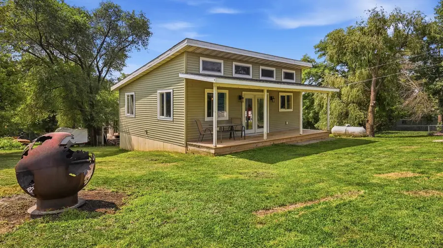23701 Lake Shore Drive, Bernard, IA 52032 - #2