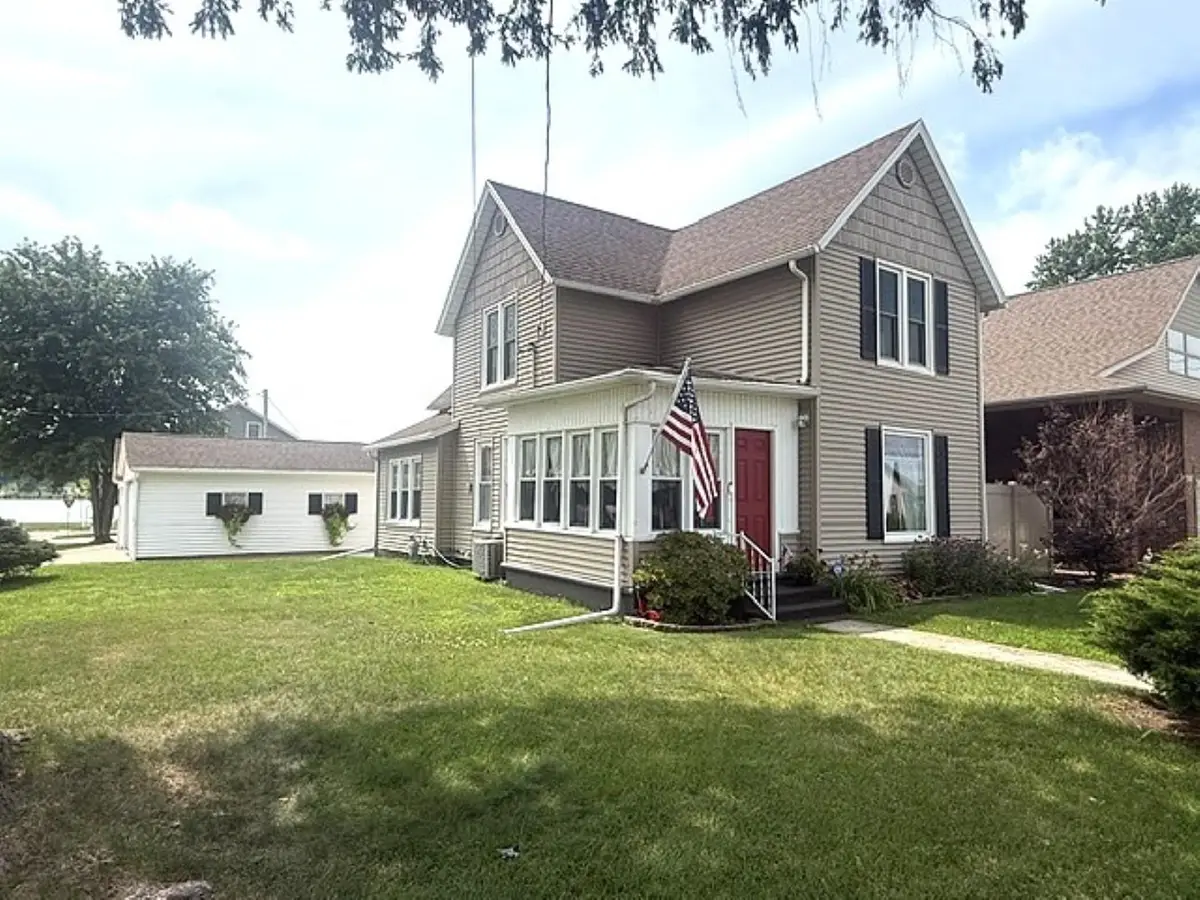 616 Elk Street, Sabula, IA 52070 - #1