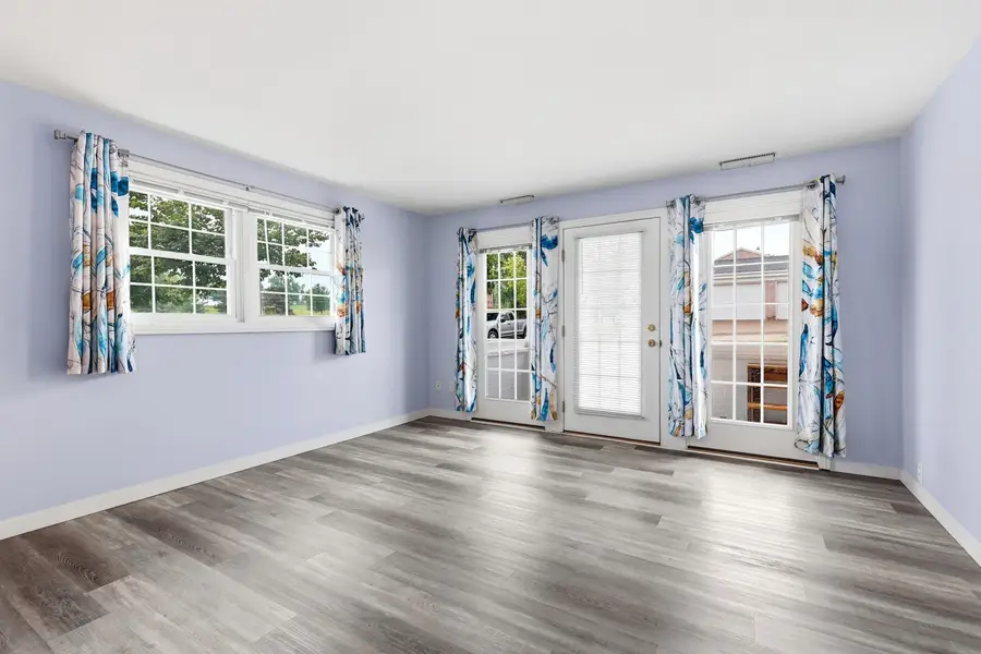 2335 Coventry Park #Unit C001, Dubuque, IA 52001 - #3