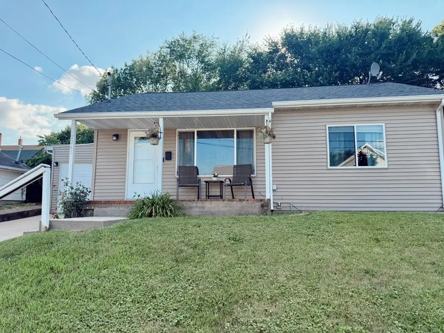 2265 Woodworth Street, Dubuque, IA 52001 - #3
