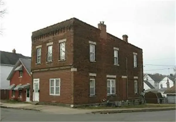 2317 Queen Street, Dubuque, IA 52001